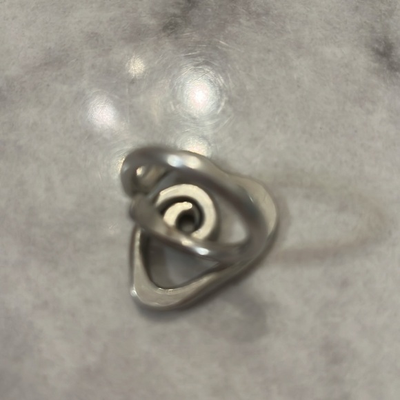 Handmade Silver Wire Heart Ring - Picture 4 of 7